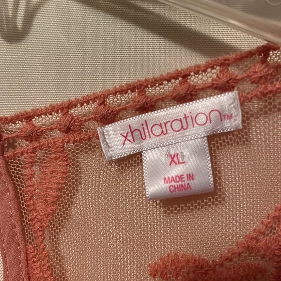 Xhilaration Sheer Coral Top XL - Picture 6 of 9